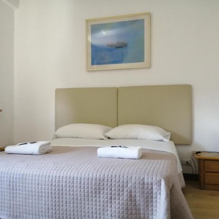 Bellaria Bed & Breakfast Voghera Cameră foto